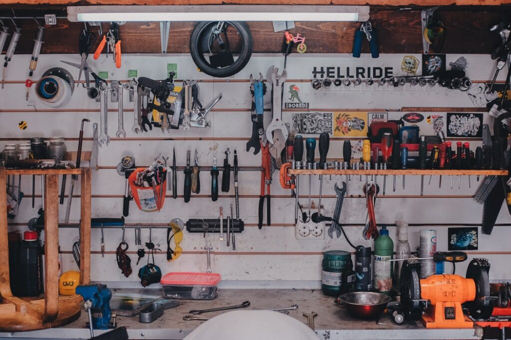 Garage Cleaning Tips: 6 Ways to Maintain Your Garage